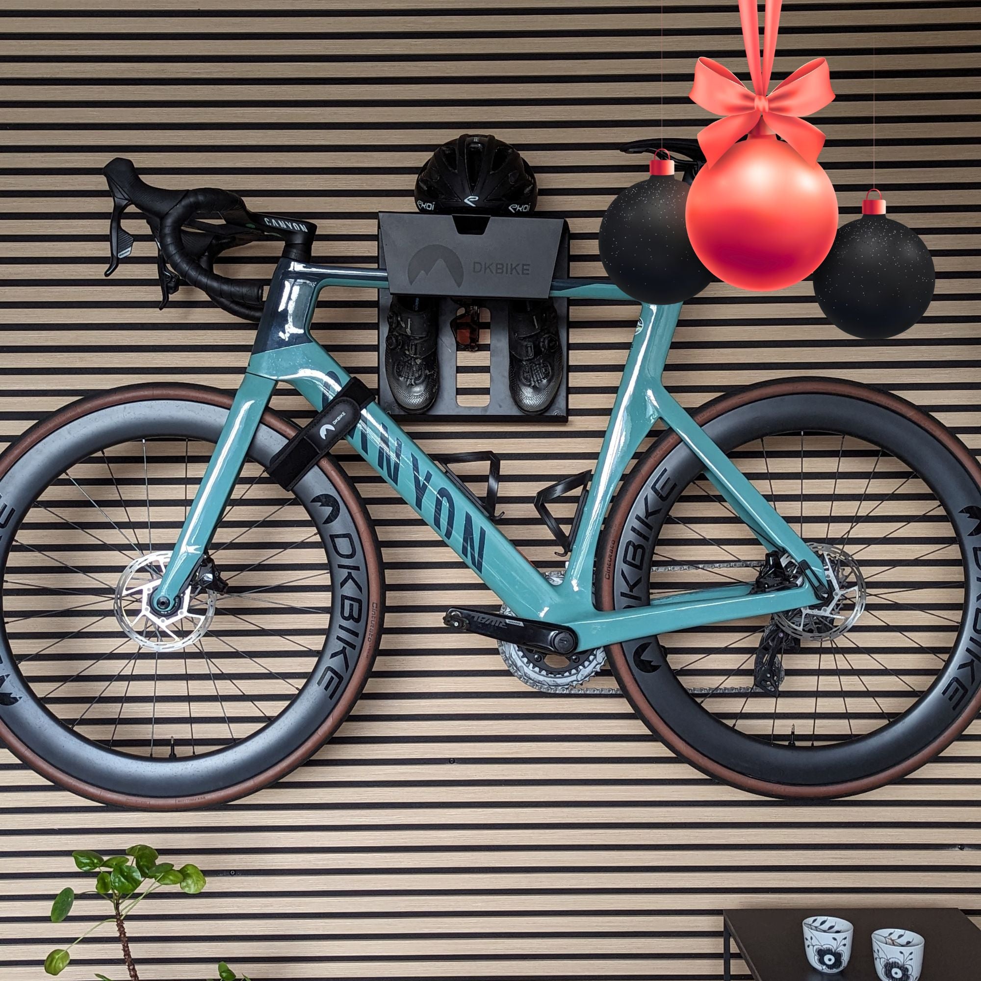 TILBUD CYKELHOLDER + TILBEHØR SPAR 51% !!!!