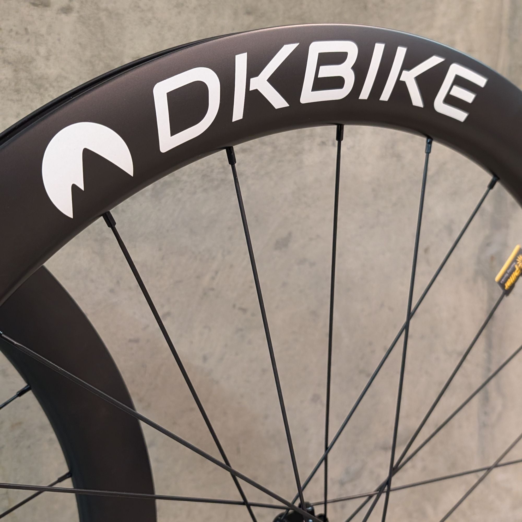 TILBUD BLACK FRIDAY - DKBIKE Road - Carbon skivebremse hjulsæt
