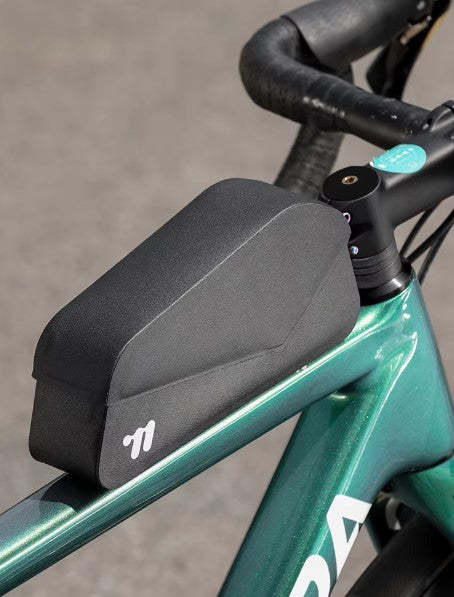 BLACK FRIDAY SPAR 50% - Taske til cykel - Bolt-on samt stropper - Genial magnet luk